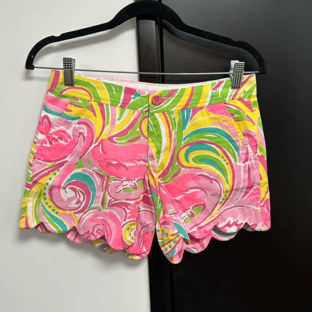 Brand new Lily Pulitzer size 00 buttercup shorts